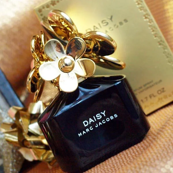 Marc jacobs daisy black bottle online